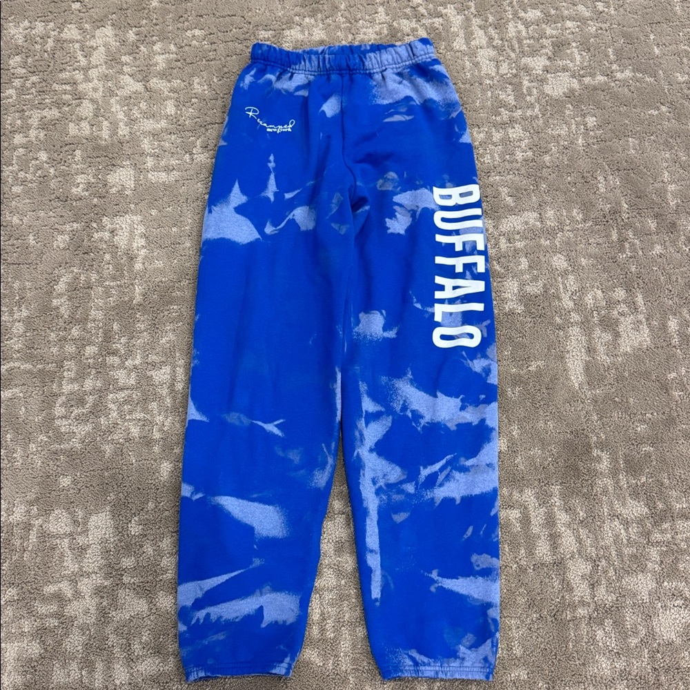 Tie Dye Blue Buffalo Sweatpants Revamped New York
Size Medium